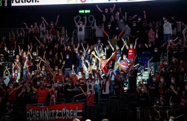 场机会寥寥 场机会寥寥